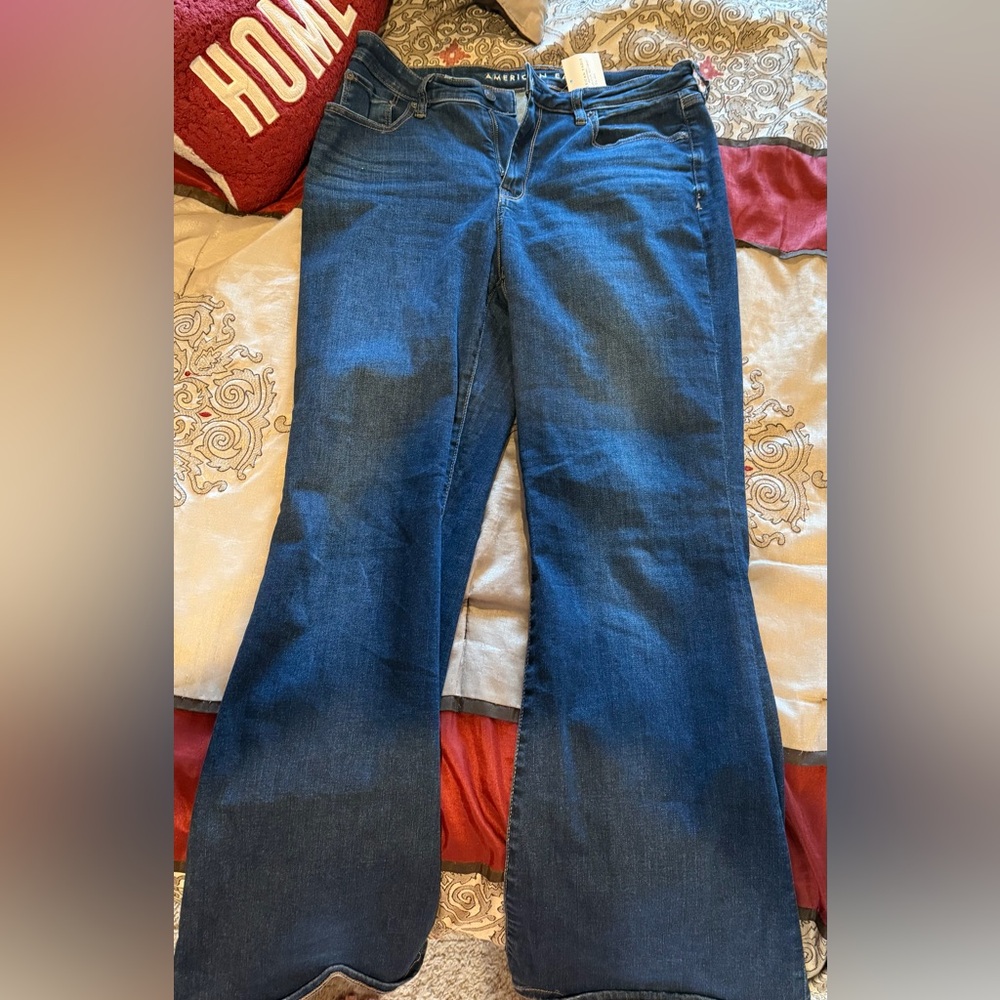 NWT American Eagle Next Level Stretch Super High Rise Flare Jeans - 14 Regular